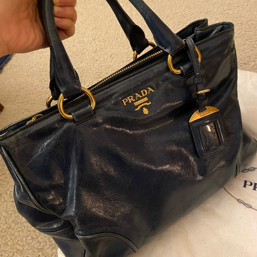 💯 authentic Prada shoulder bag | ID card&dust bag